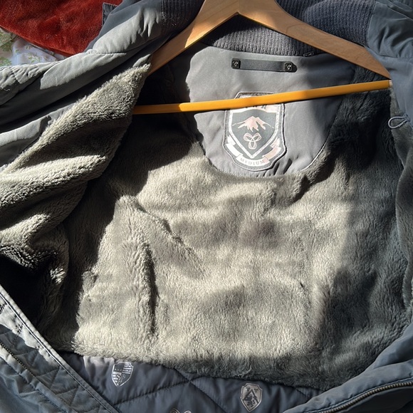 TNA parka - Picture 8 of 12